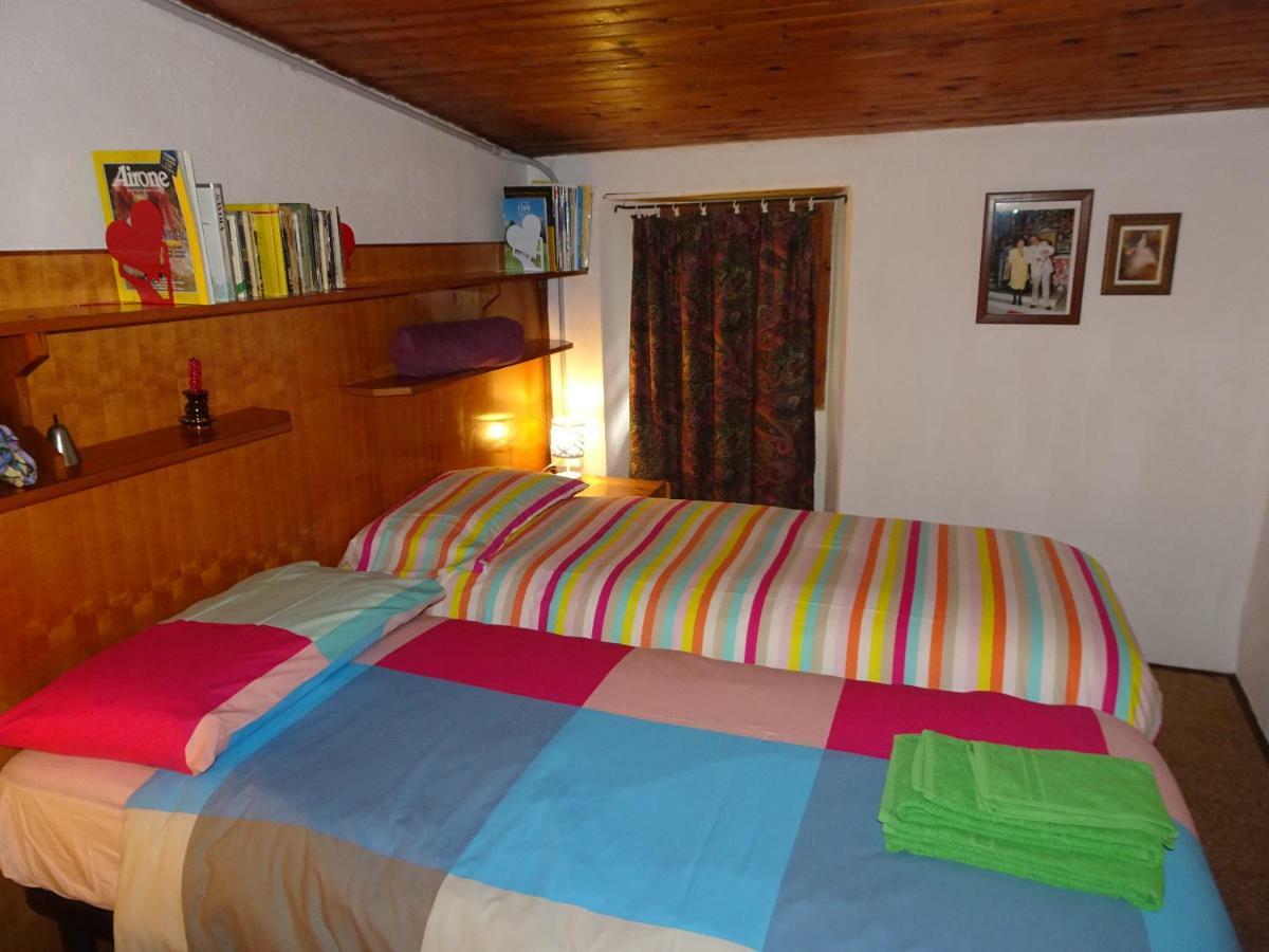Vila Casa Zizi Crodo Exteriér fotografie